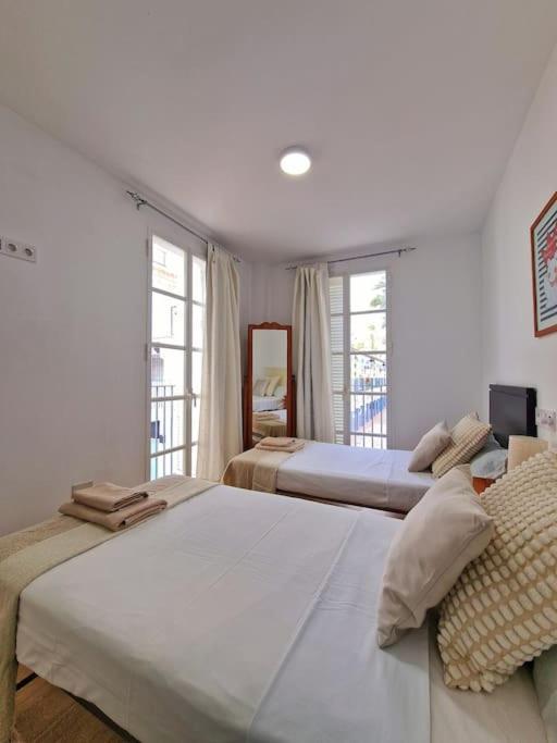 Encantador Duplex Para 6 A 1 Minuto De La Playa Benalmádena Exterior foto
